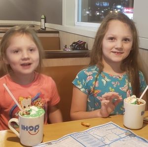 Meet your Posher, Chipper